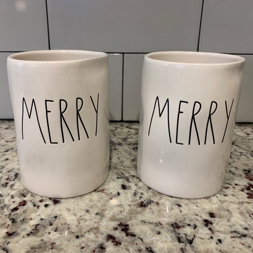 RAE DUNN Merry candles